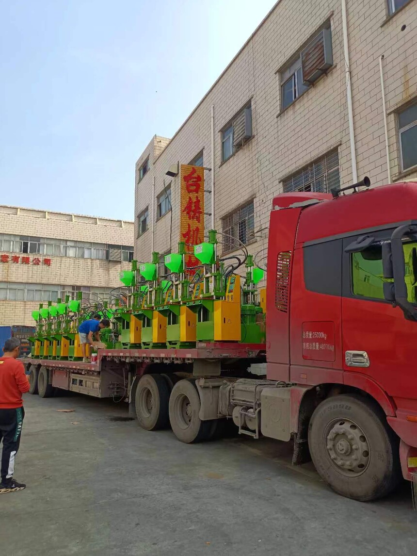 1701940366638463.jpg 1701940366638463.jpg