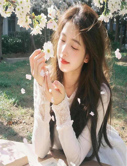 心跳！光之美少女人物深度：微距拍摄的细节表现与视觉冲击 理解表演与导演的配合